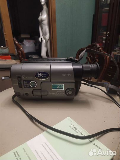 Видео камера Sony