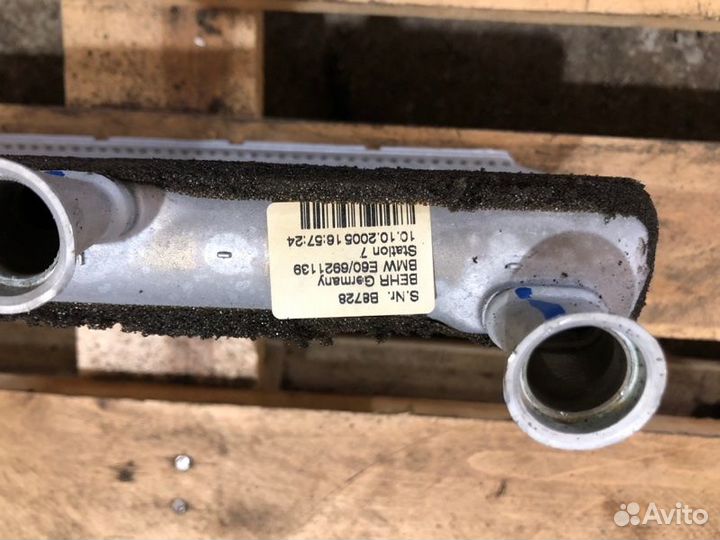 Радиатор печки передний Bmw 5 E60 N52B30 2005