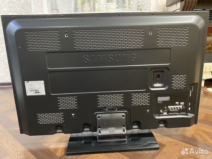 Телевизор samsung