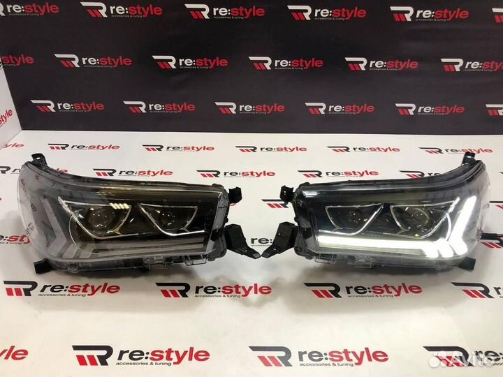 Фары Toyota Hilux Pick Up с 2016 Vland S574