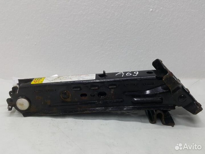 Домкрат Ford Fusion