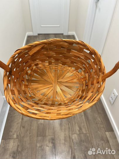 Корзина плетеная