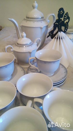 Чайно-кофейный сервиз красивый