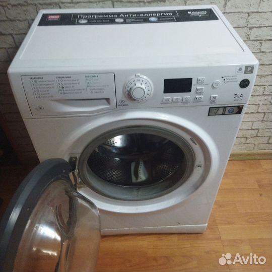 Стиральная машина продаю