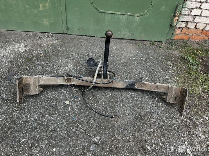 Фаркоп kia ceed