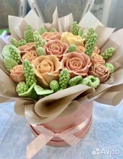 Букеты, конфеты, фигуры из шоколада