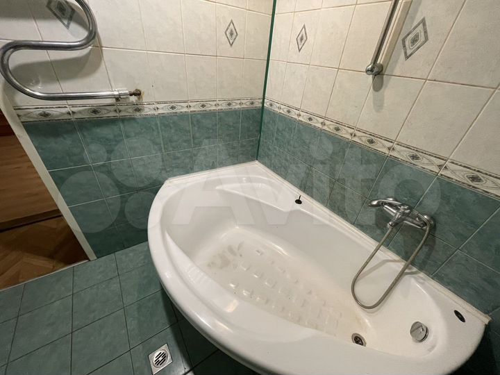 2-к. квартира, 54 м², 2/5 эт.