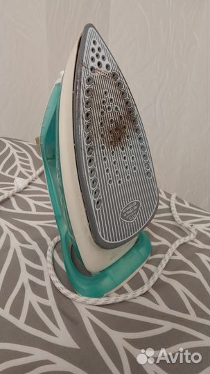 Продается утюг Tefal