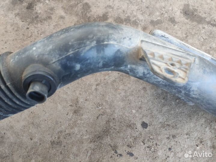 Патрубок от дросселя к фильтру Opel Vectra B