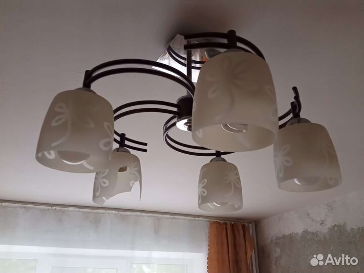 Люстра потолочная бу