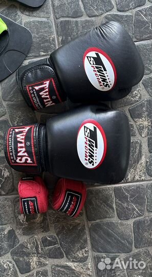 Боксерские перчатки twins