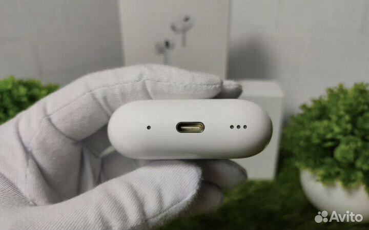 AirPods Pro 2 Platinum 2024