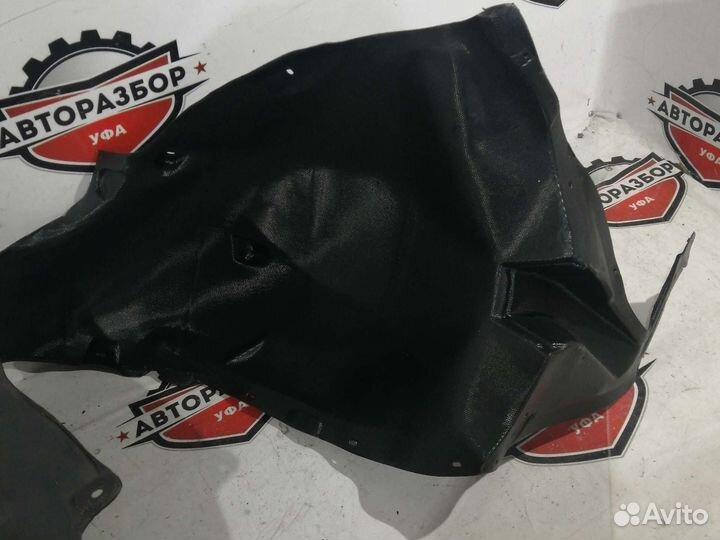 Подкрылок передний левый новый skoda octavia A7