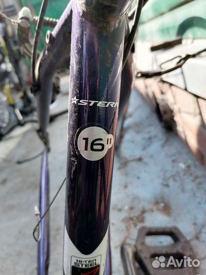 Рама велосипеда цельная с педалями с вилкой