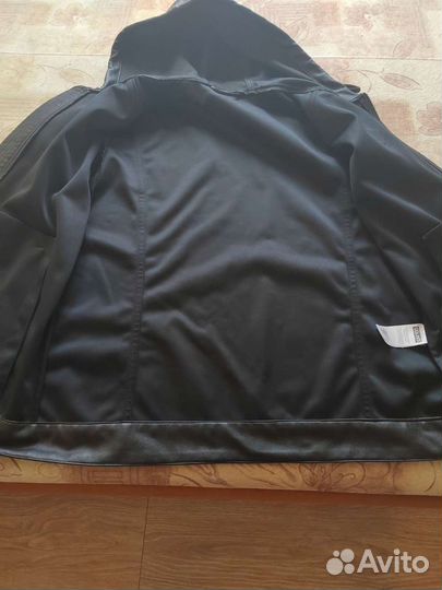 Продам куртку