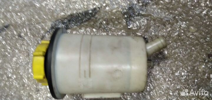 Бачок гур D3 D4 RRS