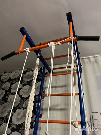 Шведская стенка