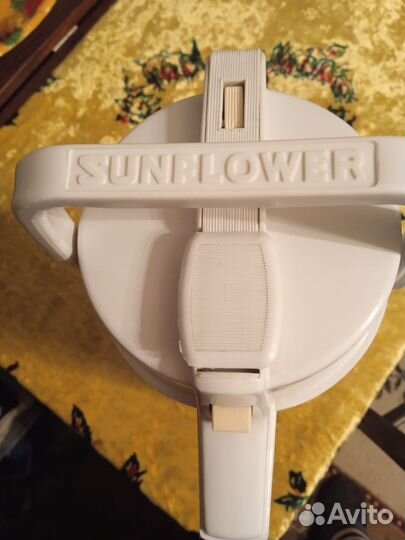 Термос с помпой