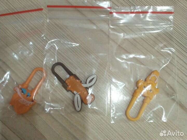 Тикеры токеры три штуки