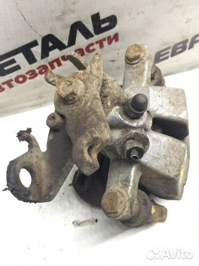 Суппорт тормозной задний правый Renault Megan 2