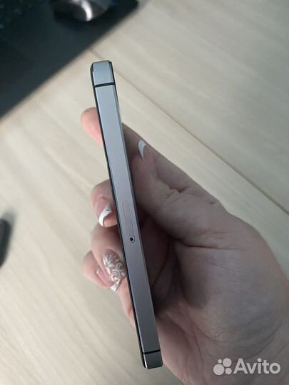 iPhone 5S, 16 ГБ
