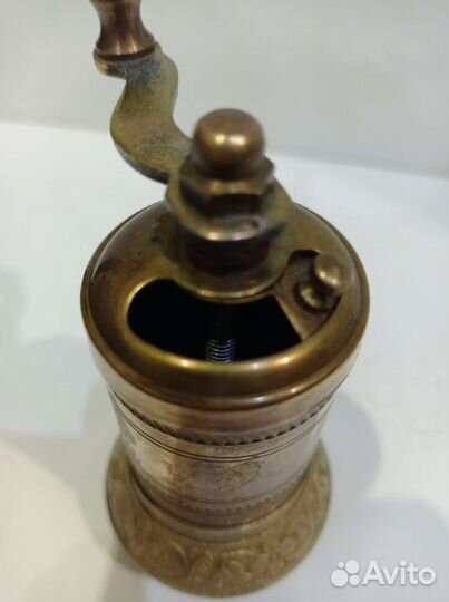 Ручная мельница