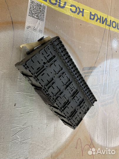 Блок предохранителей VW Golf 2 Jetta 2