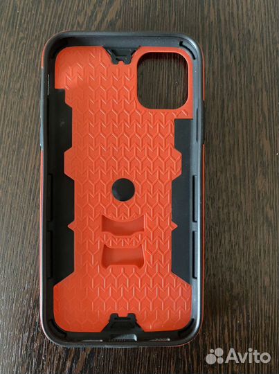 Чехол на iPhone 11