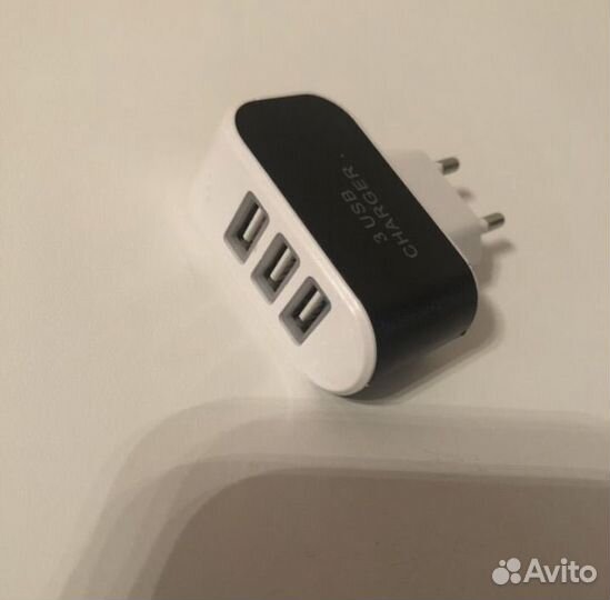 Адаптер питания 3 USB charger