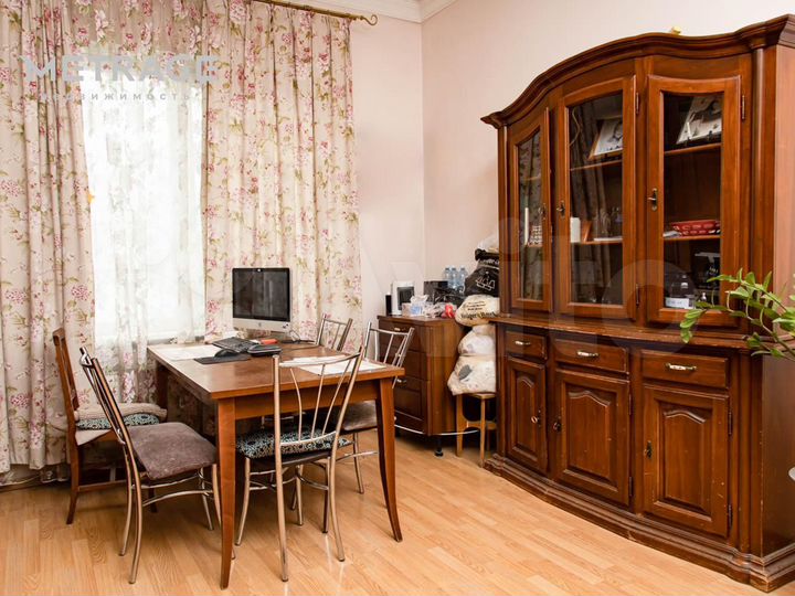 4-к. квартира, 121 м², 2/9 эт.