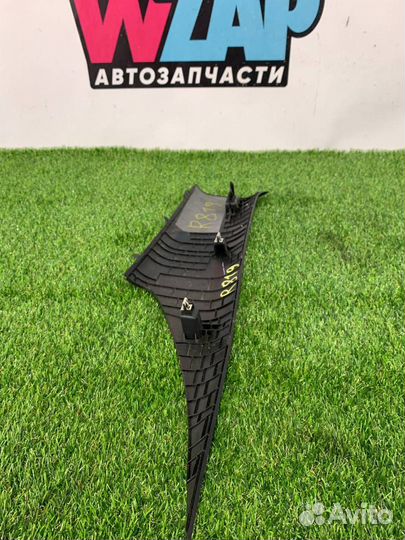 Обшивка стойки передней задняя левая Ford Mustang