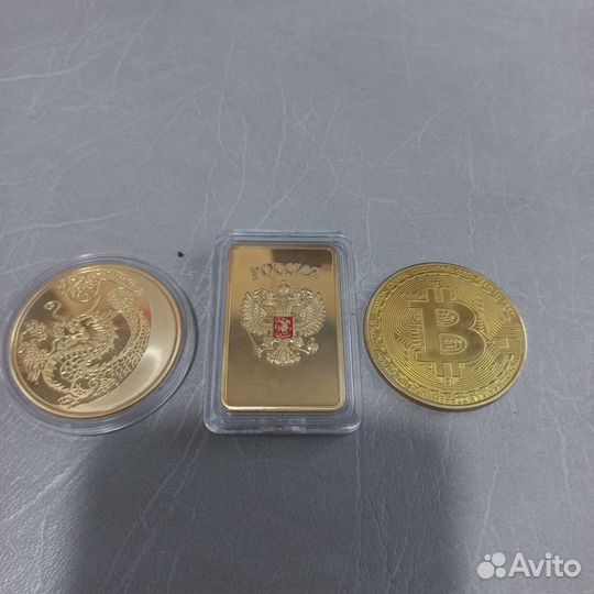 Сувенирные монеты биткоин
