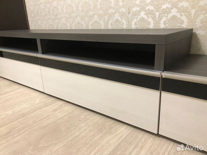 Тумба под тв