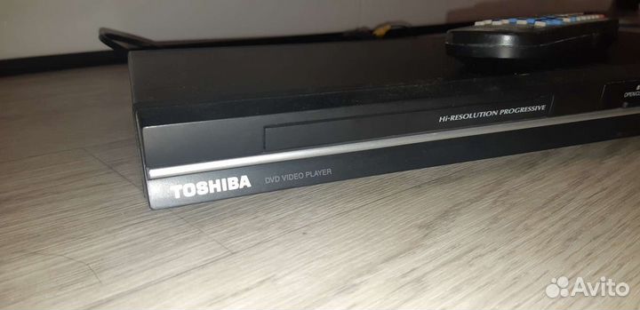 DVD плеер Toshiba SD700KR