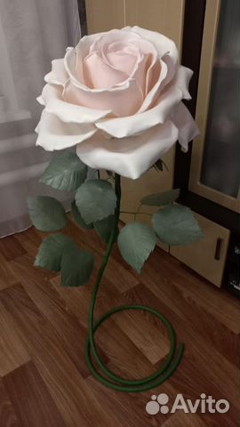 Ростовые цветы из изолона