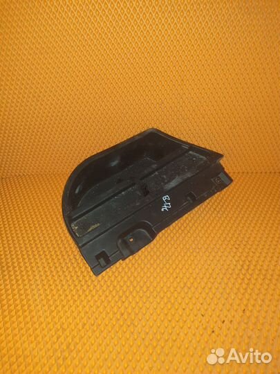 Ящик для инструментов Mazda 6