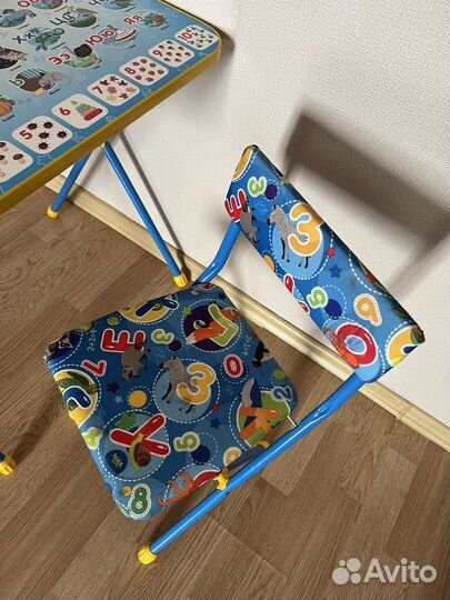 Детский стол и стул