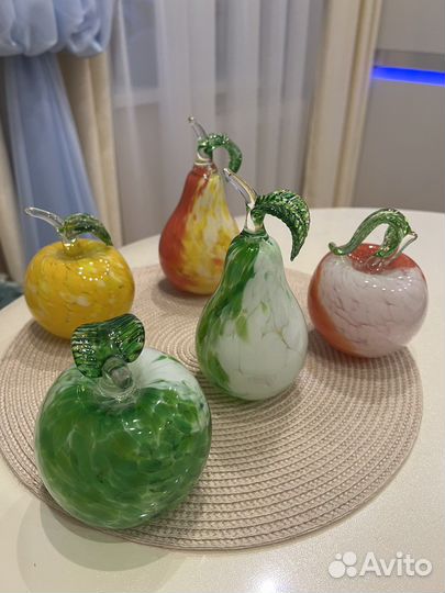 Стеклянные фрукты