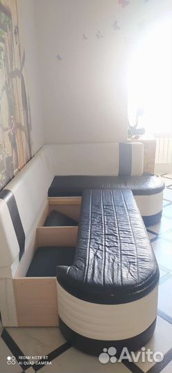 Большой угловой диван бу