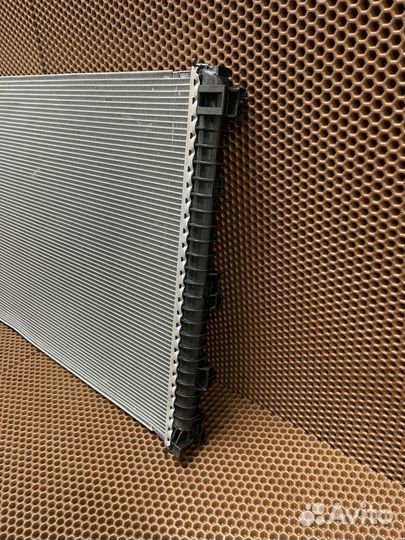 Дополнительный радиатор Audi Q7 4M