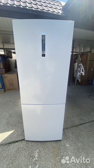 Холодильник Haier C4F744CWG