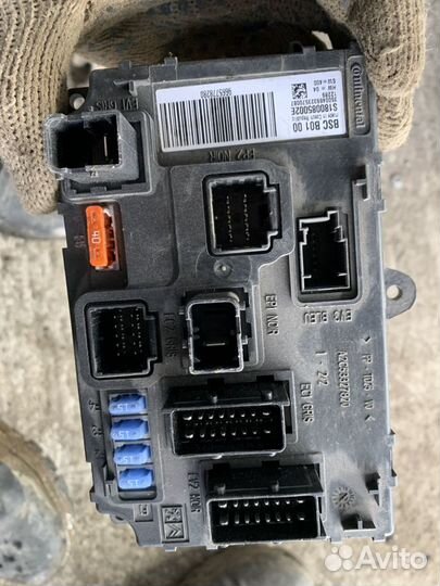 Пежо 407 блок предохранителей