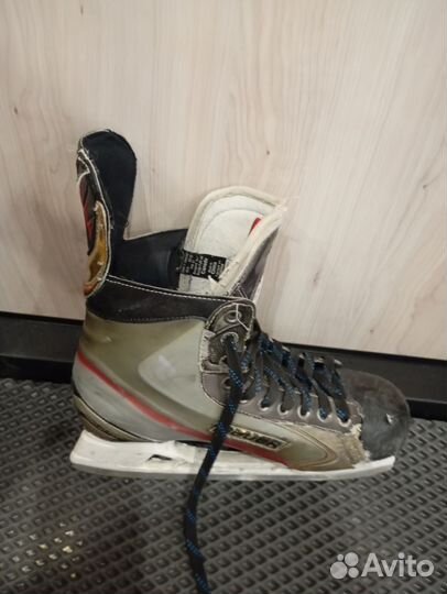 Хоккейные коньки bauer 42,5-43