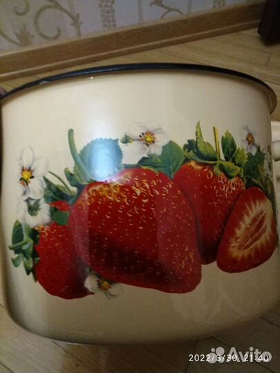 Кастрюля эмалированная СССР новая