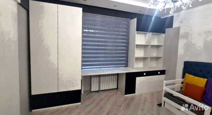 Рабочая зона у окна