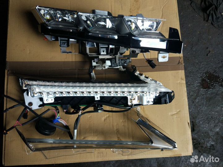 Фара правая Lexus RX 4 (16-19) г