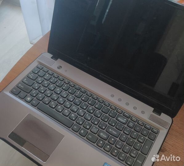 Ноутбук Lenovo Ideapad Z570