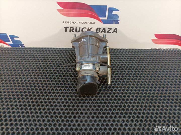 81521306298 Кран тормозной главный