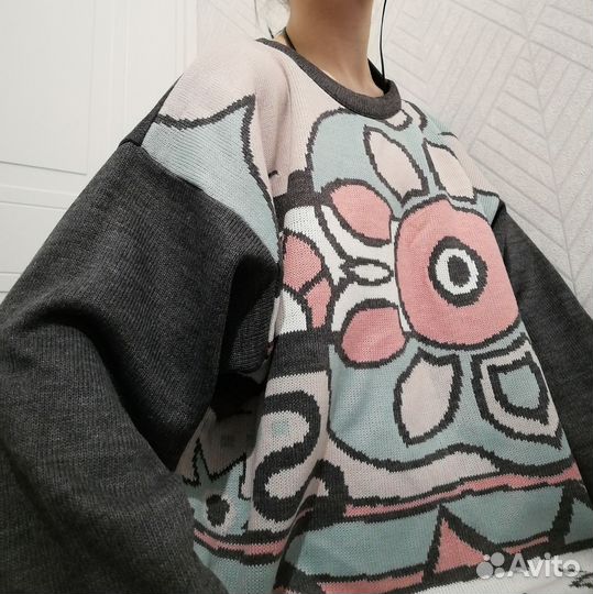 Свитер винтаж с сюжетом