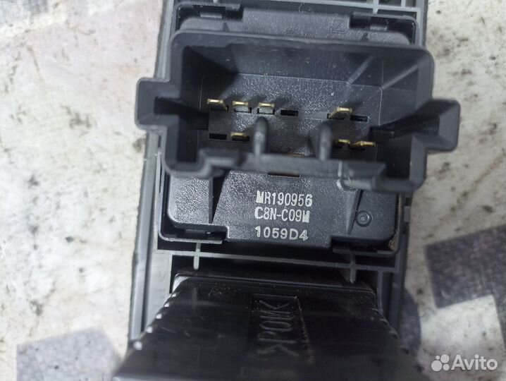 Блок управления Mitsubishi Space Runner 2